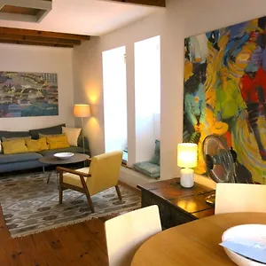 Magnificent Duplex In Mouraria Lisbon